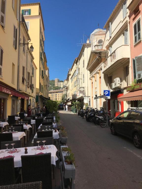 Ajaccio Centre Vieille Ville Imperiale Tt Confort Ttes Commodites 3 A 4 Pers Cathedrale A 300M Mer Port Marche Local Plages Exteriér fotografie